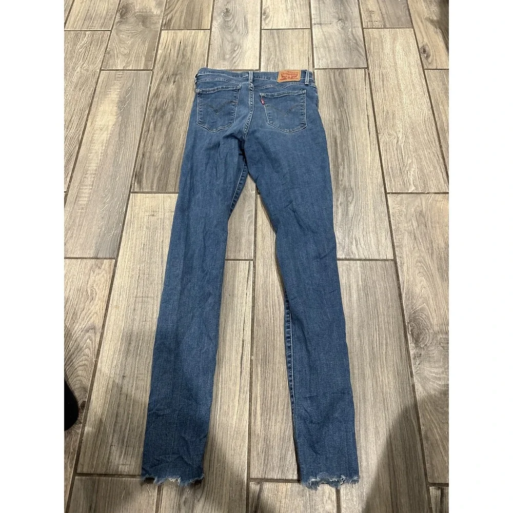 Levi's 720 High Rise Super Skinny Jeans Women's Size 28 Distressed Raw Hem Blue